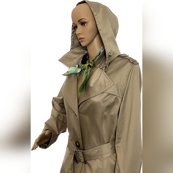 Coat - Picture 3 of 5